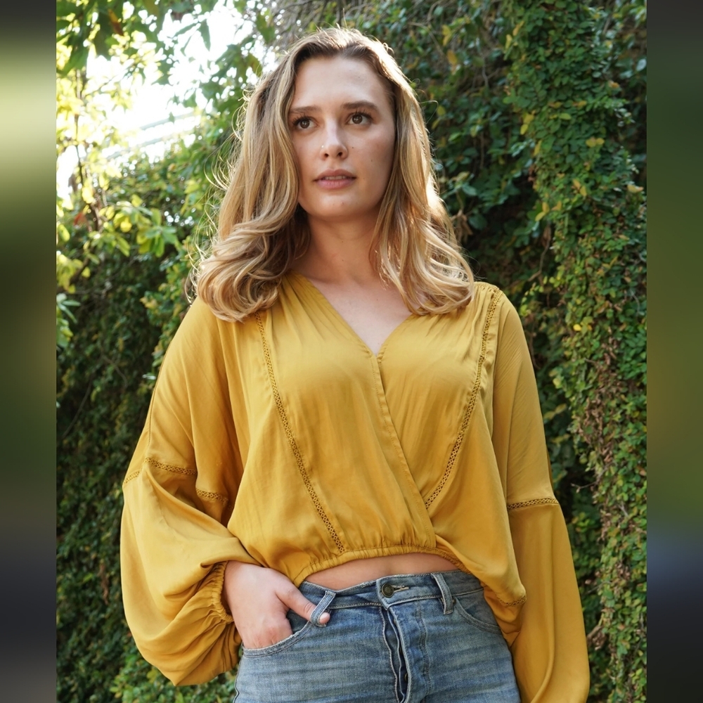 Wishlist Mustard Blouse Size S - M
